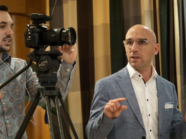 55-DSC06520 55-DSC06520