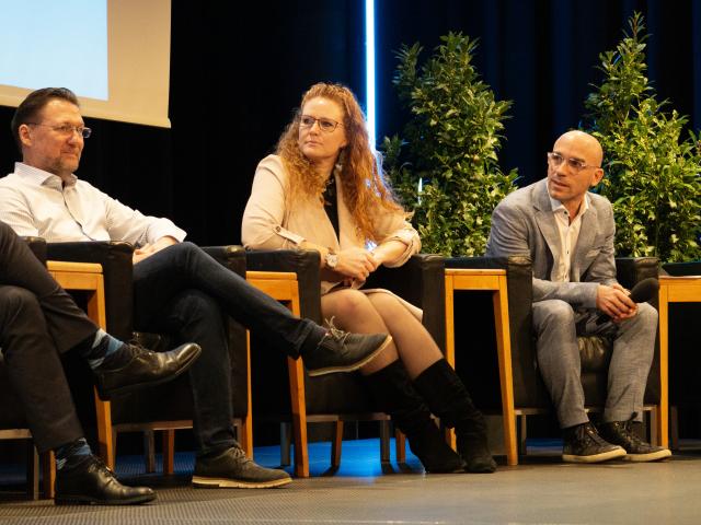 27-DSC06423 27-DSC06423