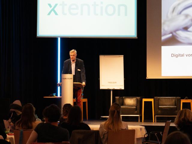 8-DSC05948 8-DSC05948